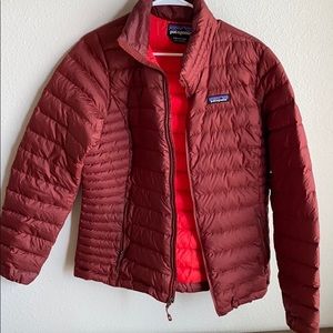 Women’s Patagonia puff jacket